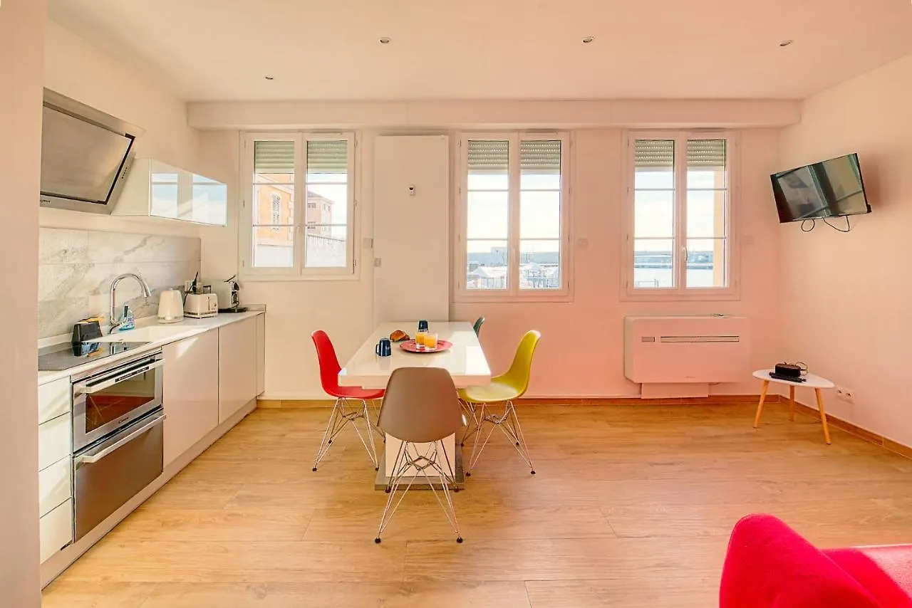Apartment Suite Neptune Nice France